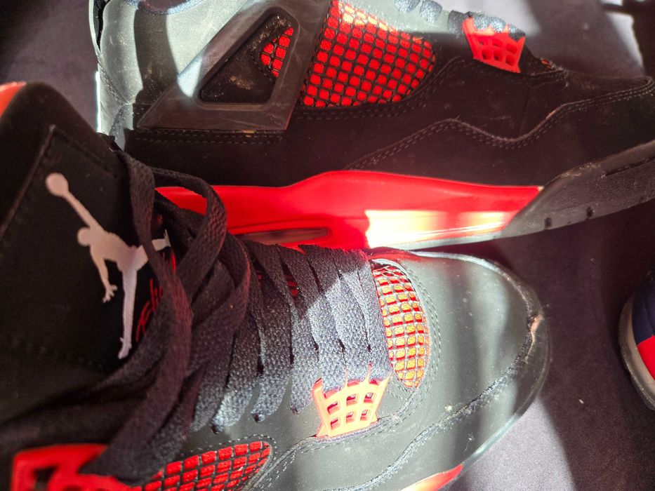 Продамам оргинални  мъжки маратонки