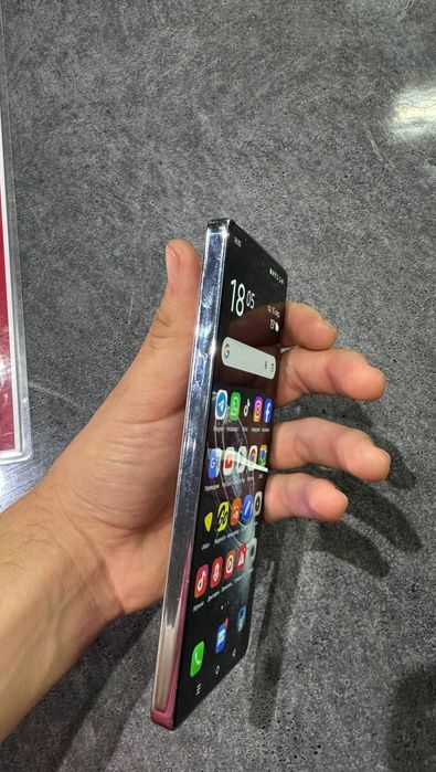 Infinix gt 20 pro 8/256gb sotiladi ful komplekt