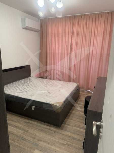 Дава се под наем тристаен апартамент в Център! 11837591