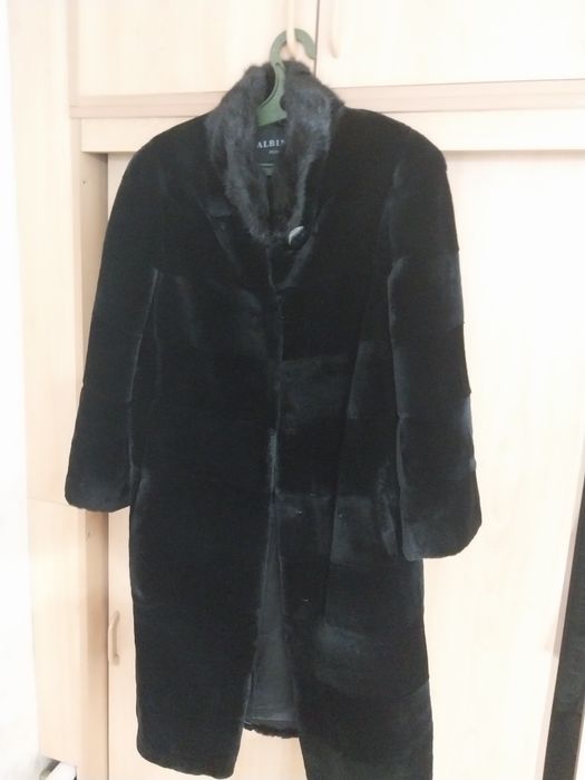 Шуба  (бобер) воротник норка