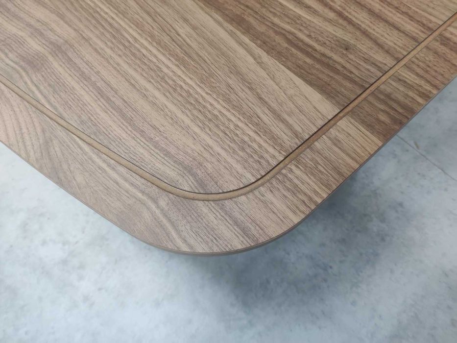 Masa  din lemn masiv  315 inaltime 1300 lungime 800 latime