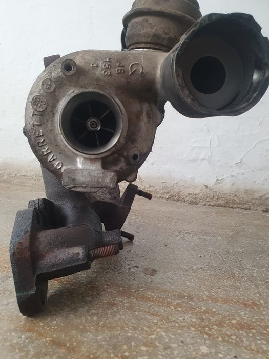 Turbina vw touran 2.0 tdi cod motor AZV