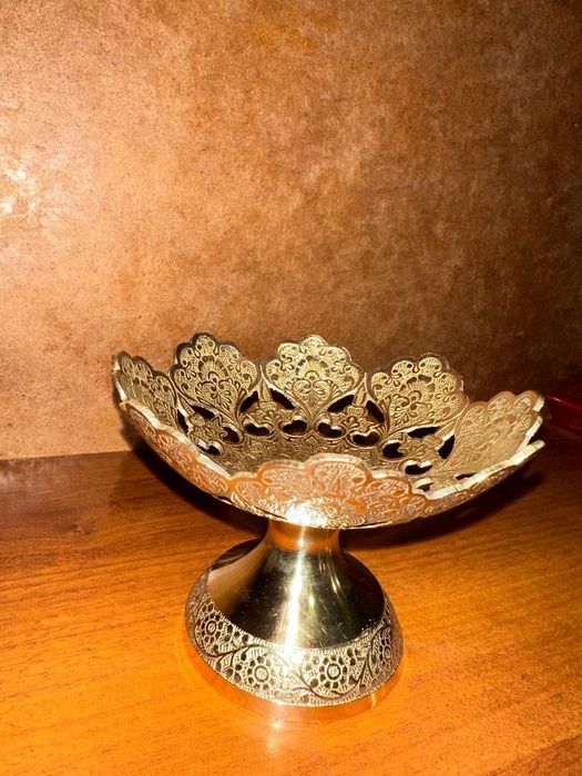 Индийская конфетница