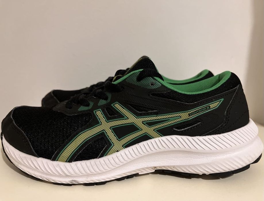Като нови!Мъжки маратонки Asics-38,39н.