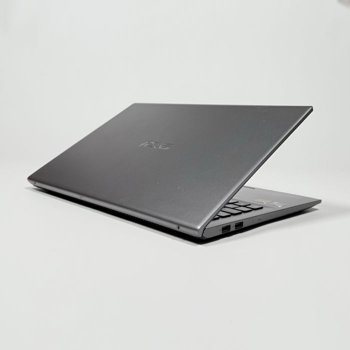 ASUS VivoBook 15 FHD/Ryzen 5 3500U/8GB DDR4/256GB NVMe/AMD Vega 8