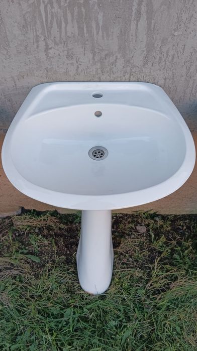 Продам раковины с пьедесталом