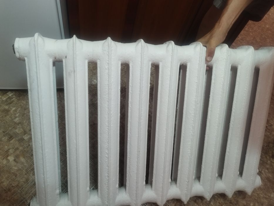 Продам батареи по 1000 т