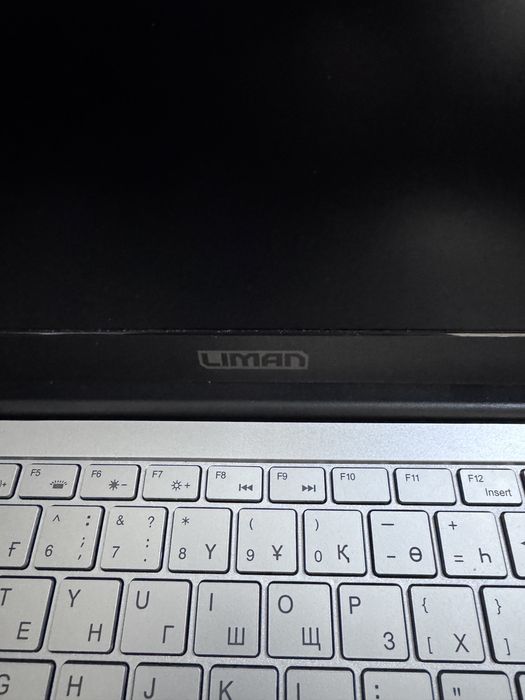 Продам ноутбук состояние норм