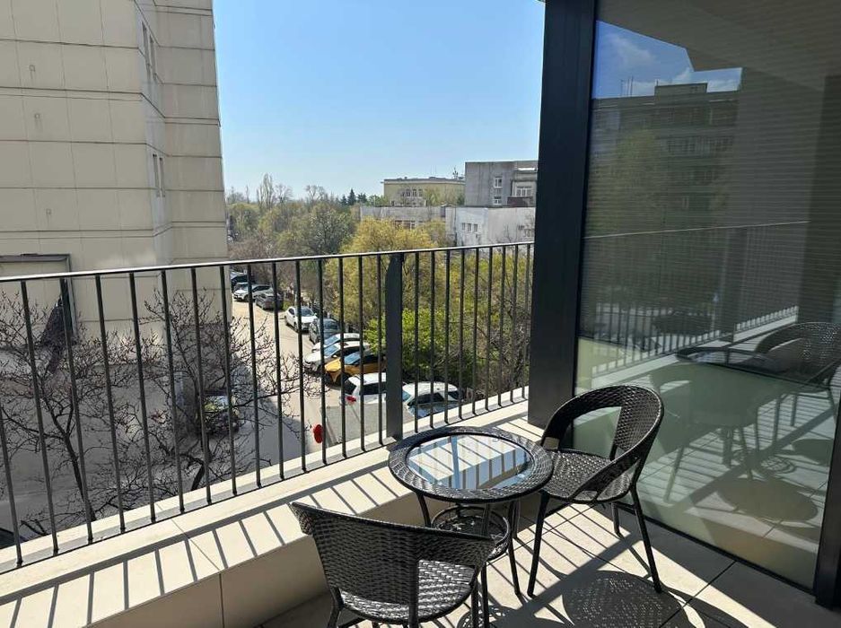 Дава се под наем Тристаен апартамент в Варна, Спортна зала - 141 кв.м за 1346.4 € - Снимка #4