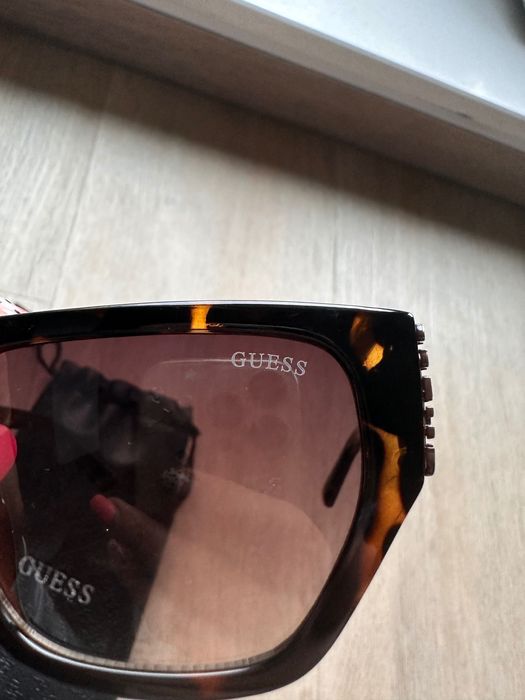 Слънчеви очила Guess