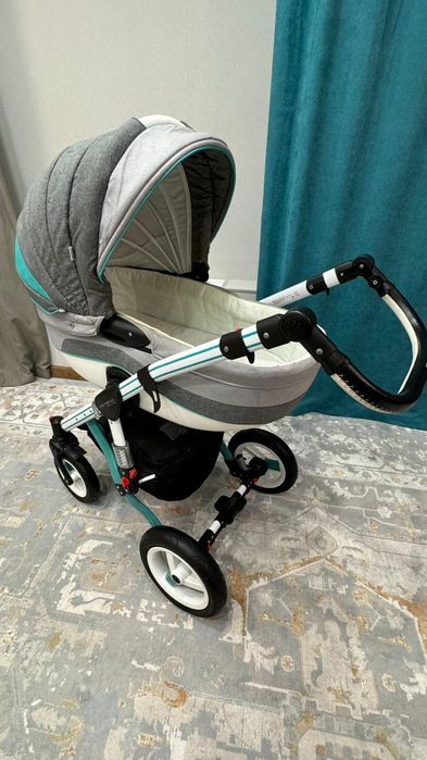 Детская манеж и коляска.