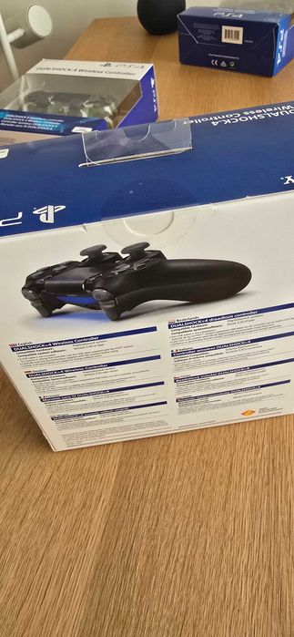 Безжични контролери DUALSHOCK®4 - PlayStation
