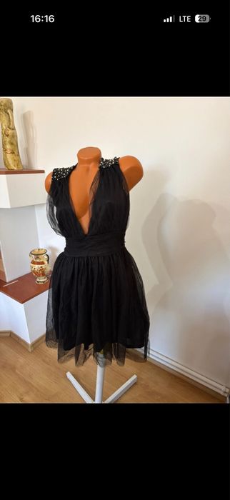 Rochii de gala-absolvire-nunta