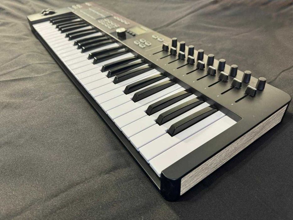 Arturia keylab essential 49