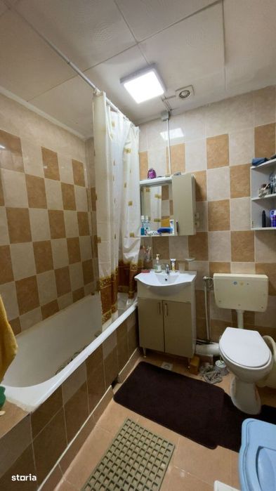 Apartament cu 3  camere de vanzare in Blaj