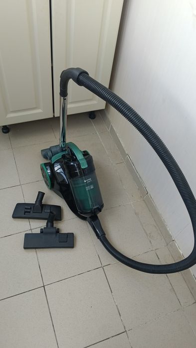 Пылесос Vitek 2200W