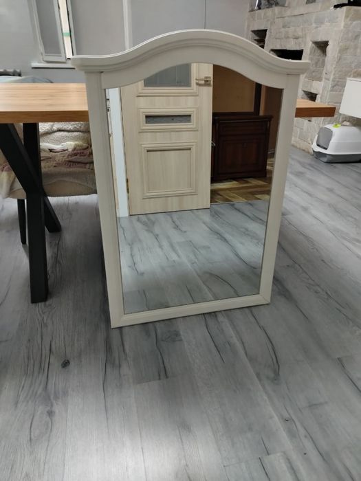 Продам зеркало 10.000