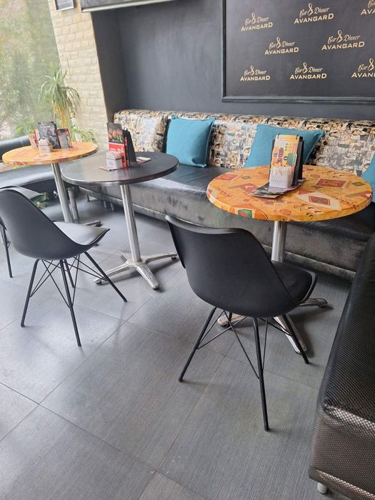 Пластмасови столове