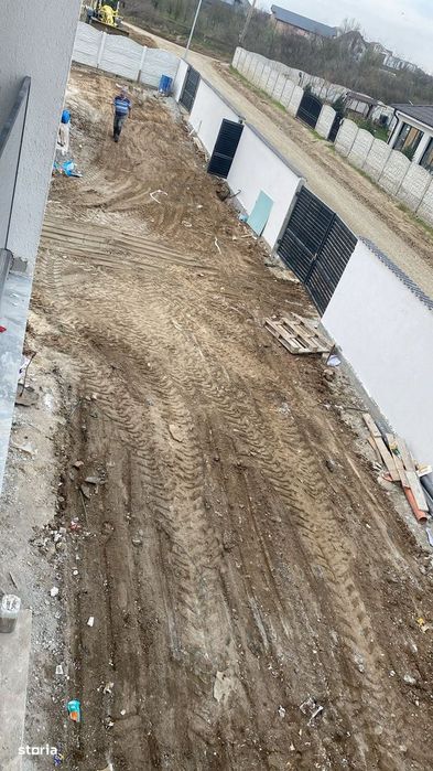 Vila P +E spate parc