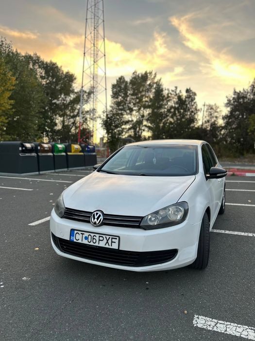 VOLKSWAGEN Golf 2010 — imagine 2