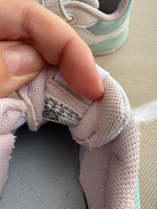 Маратонки за момиче