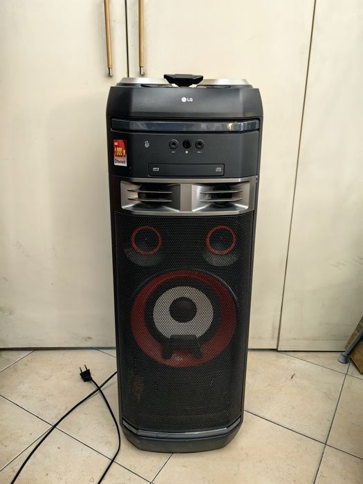 ХБ! LG XBOOM OK75 1000W RMS Караоке и DJ ефекти Перфектна