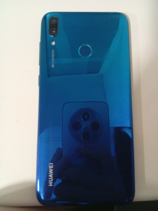 Huawei Y7 2019 для детей самое то.