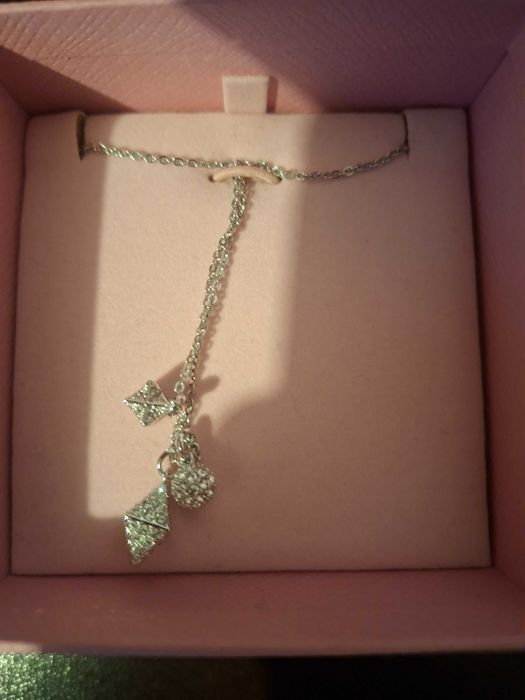 Колие Swarovski  Ново