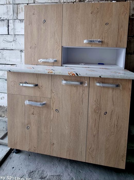 Продаётся новый кухонный мебель София