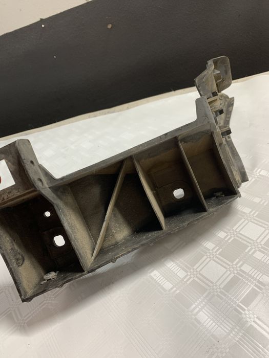 suport dreapta bara spate  volkswagen polo - motorina 2008