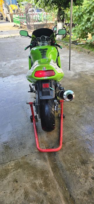 Kawasaki zx9r 145cp no honda no yamaha no suzuki