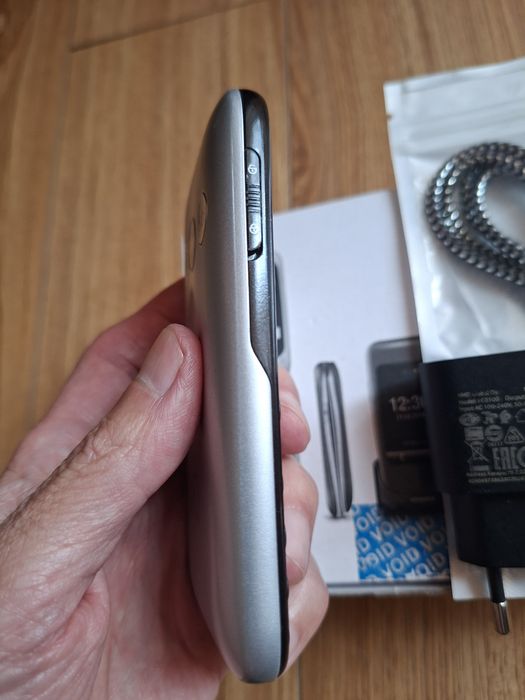 Top telefon seniori Alcatel ,meniu engleza.