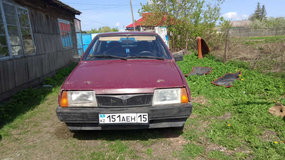 Продам машину 099
