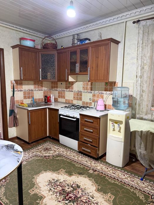 Үй сатылады. Продам дом.