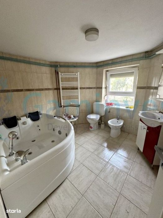 Casa pe 3 nivele si teren ,central in Sanmartin,Bihor,Gaminvest,V3808A