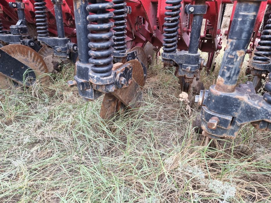 Продам дисковую сеялку Gherargi G100