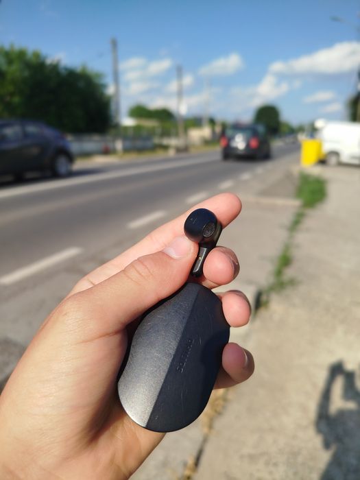 Vând căști wireless Philips