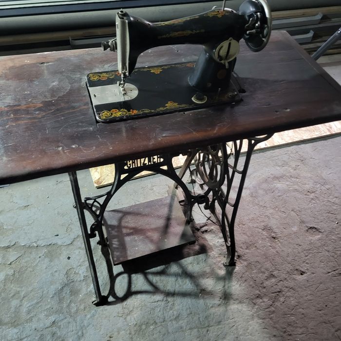 Советская швейная машина