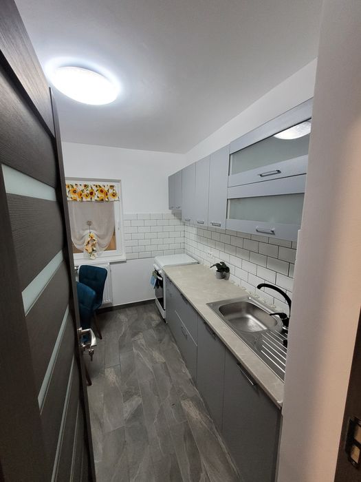 Inchiriez apartament 2 camere ROGERIUS