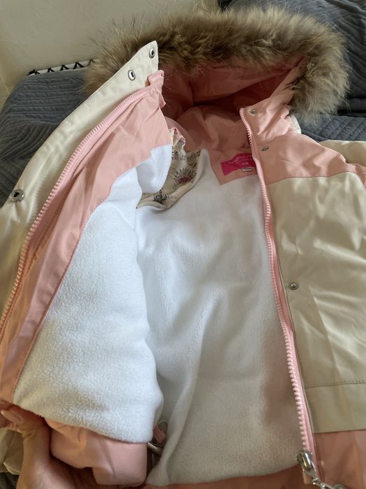 Куртка для девочки новая