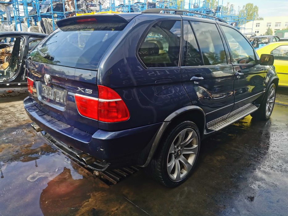 Dezmembrez bmw x5 e53 facelift 218 cp/grup x5/bara fata x5/capota x5/