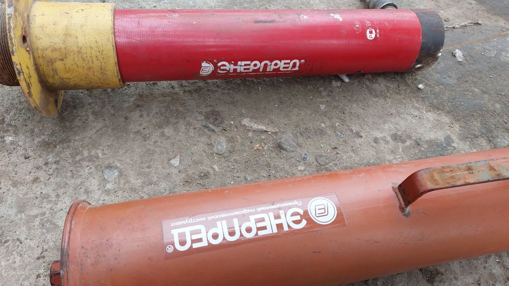 Срочно Продаётся Насос пресс ручной гидравлический ЭНЕРПРЕД НРГ 7020