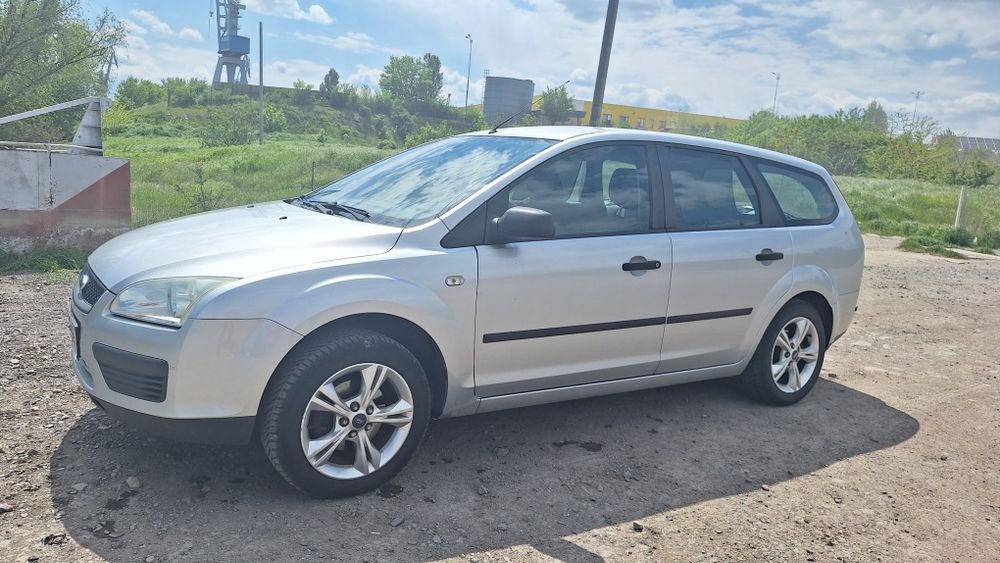 Vând Ford Focus 2
