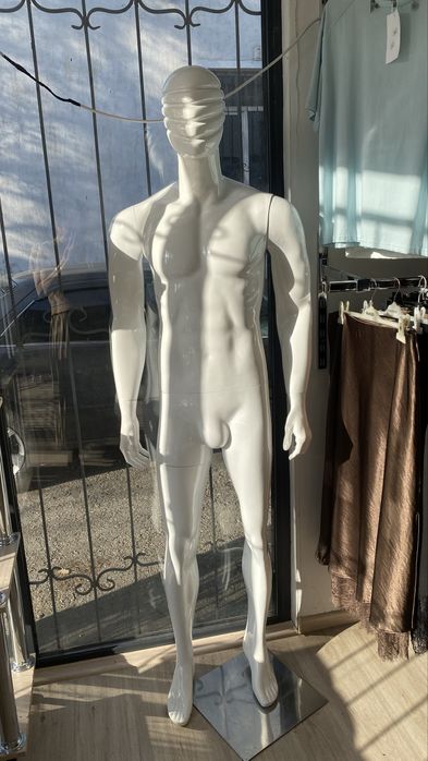 Продам мужской манекен