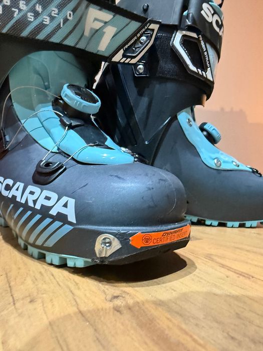 Clapari de tura dama Scarpa F1 marime 25,5