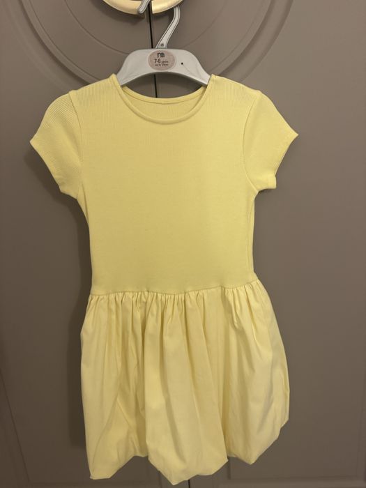 Продам платье на девочку 6-7 лет х/б