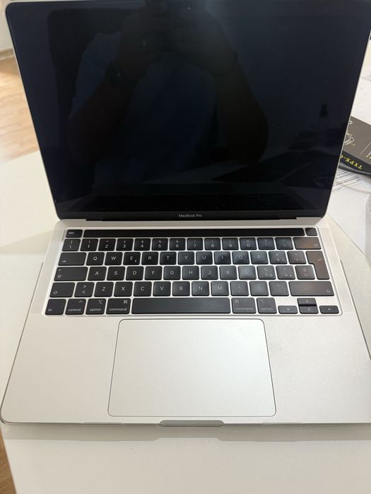 Macbook Pro 13 inch 16gb RAM 1TB SSD
