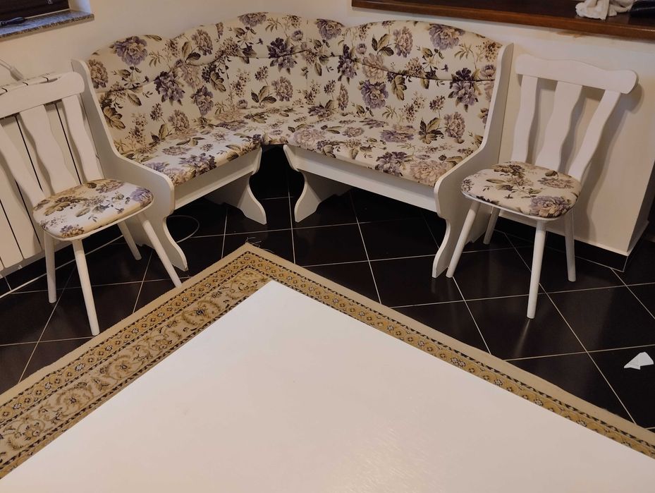 Colțar de bucătărie cu doua scaune