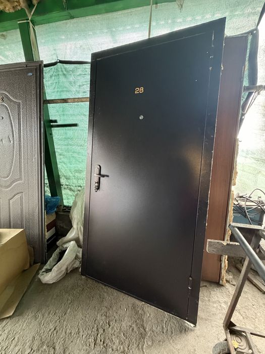 Продам входные двери