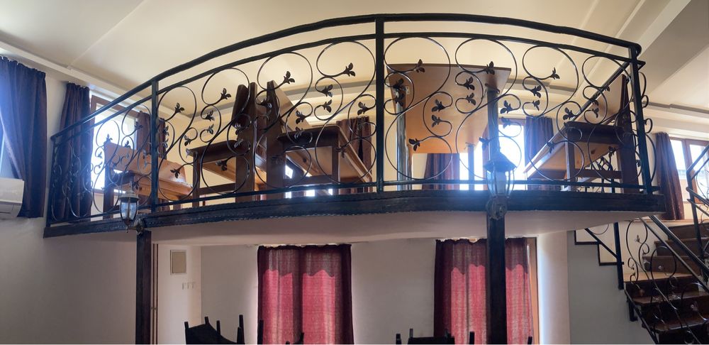 Balustrada fier forjat cu detalii florale